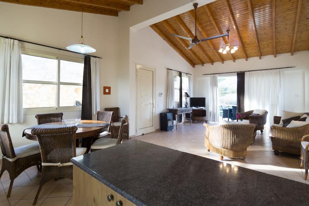 Amoroza Villa Pissouri Esterno foto